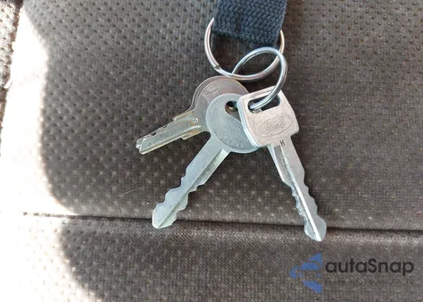 1985 Ford F150 из США, поврежденный, VIN 1FTEX15H8FKA31807